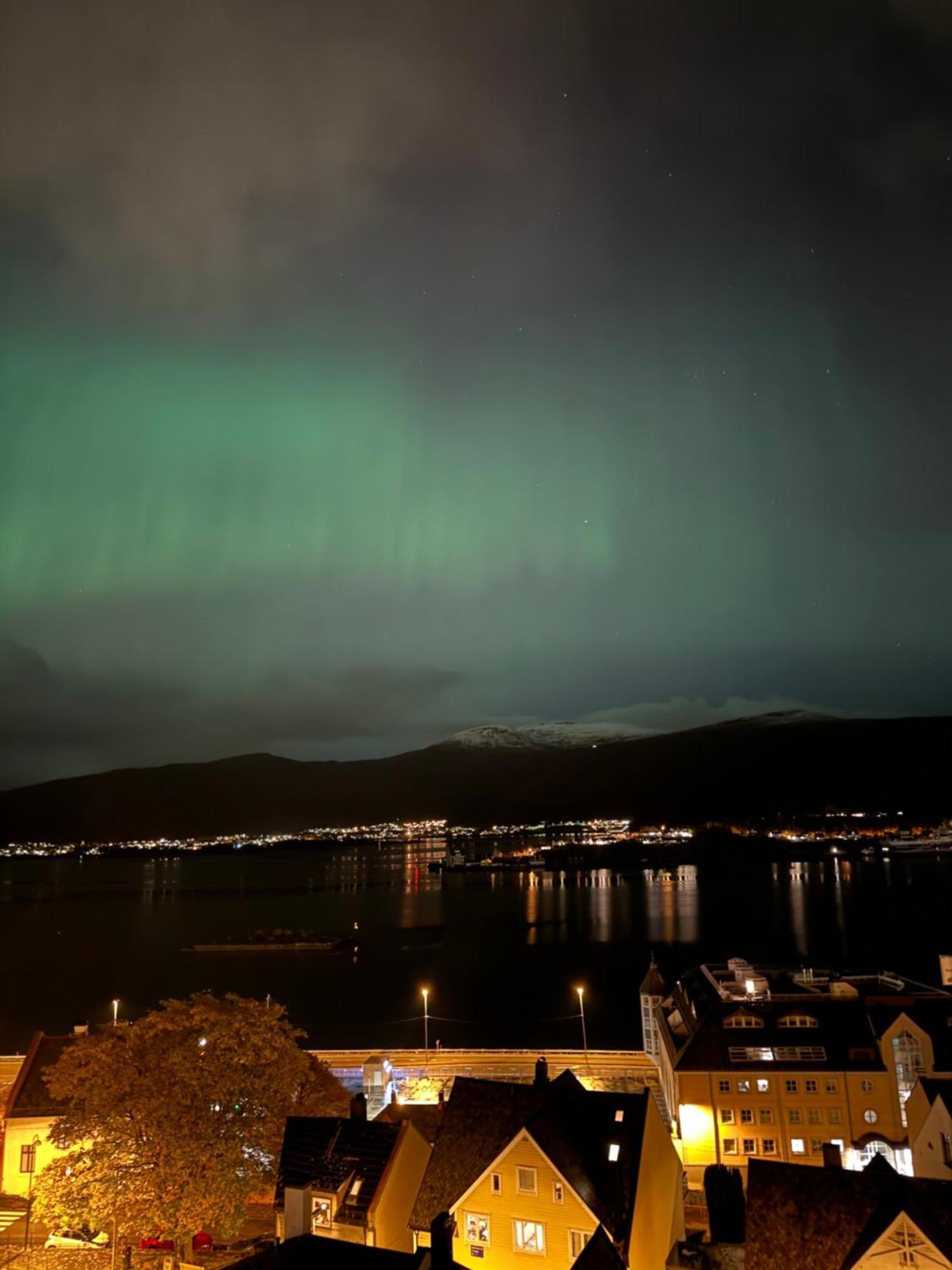 Panorama Apartment With 360 View Of The City Alesund Exterior photo